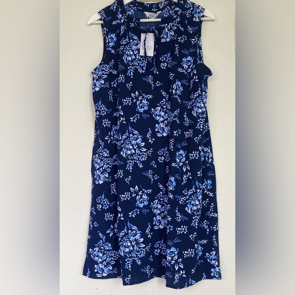 NWT Croft & Barrow Petite L Navy Blue Floral Sleeveless Dress